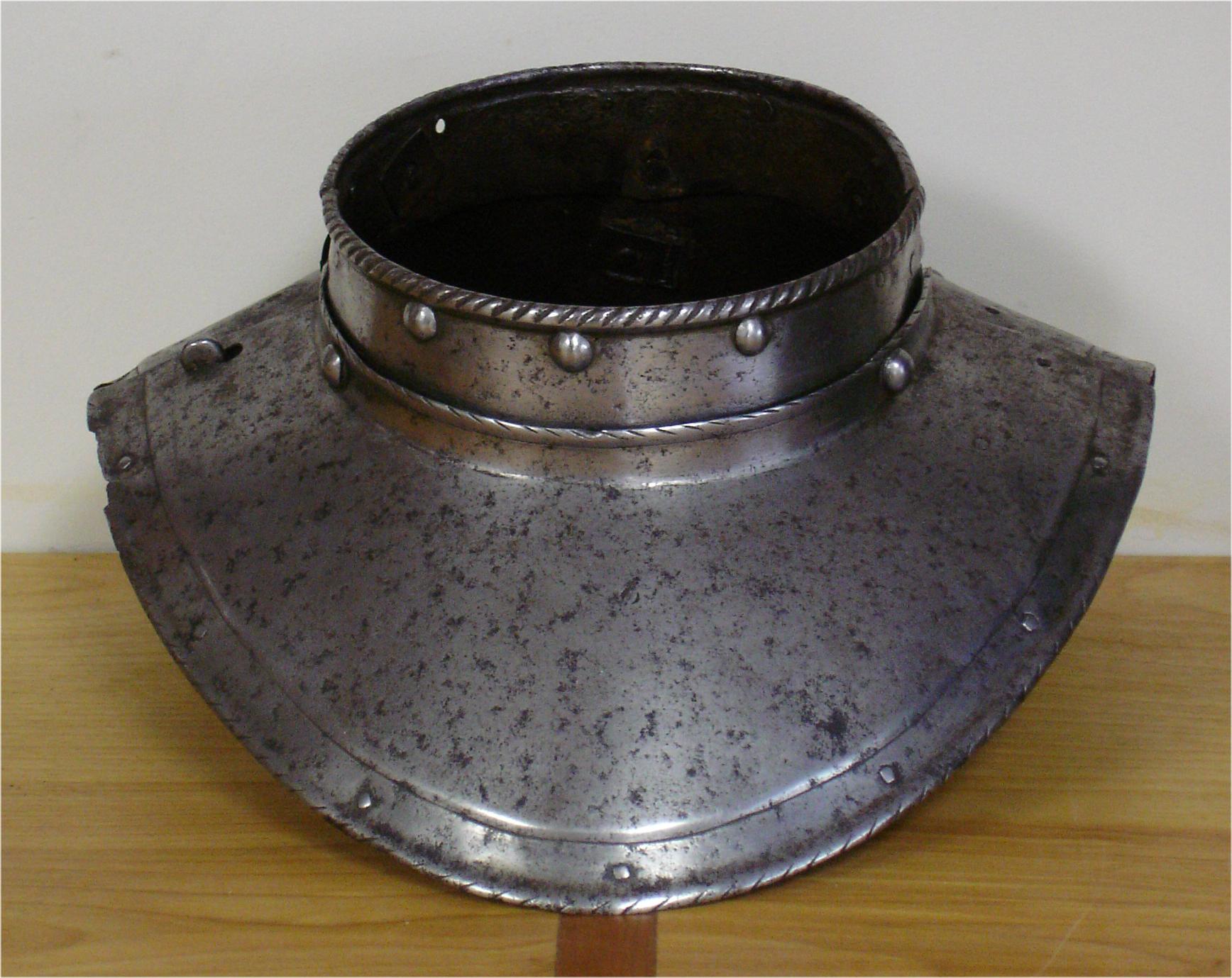 Italian Gorget